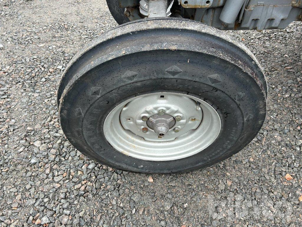 Tractor MASSEY FERGUSON 165: afbeelding 11