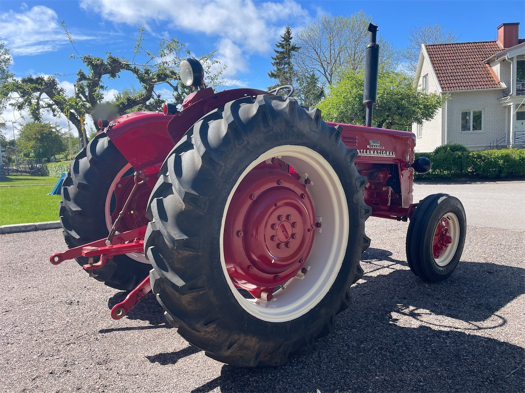MC CORMICK INTERNATIONAL - Tractor: afbeelding 3 MC CORMICK INTERNATIONAL - Tractor: afbeelding 3