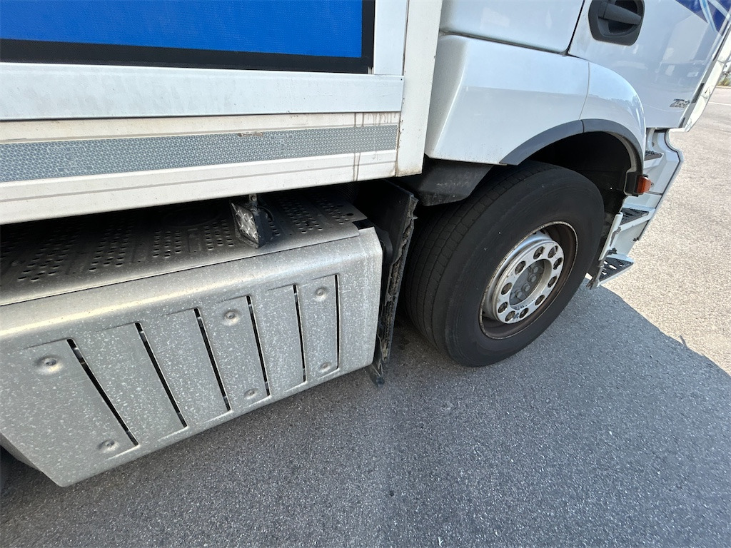 Koelwagen vrachtwagen MERCEDES-BENZ: afbeelding 31