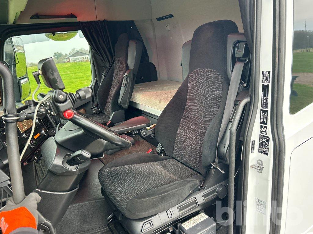 Mercedes-Benz Arocs 3253LK - JOAB L24 - Haakarmsysteem vrachtwagen: afbeelding 4 Mercedes-Benz Arocs 3253LK - JOAB L24 - Haakarmsysteem vrachtwagen: afbeelding 4