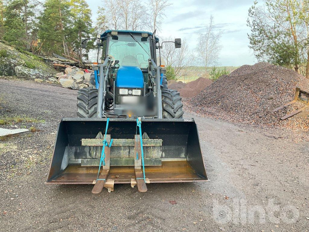 NEW HOLLAND TL90 4WD - Tractor: afbeelding 2 NEW HOLLAND TL90 4WD - Tractor: afbeelding 2