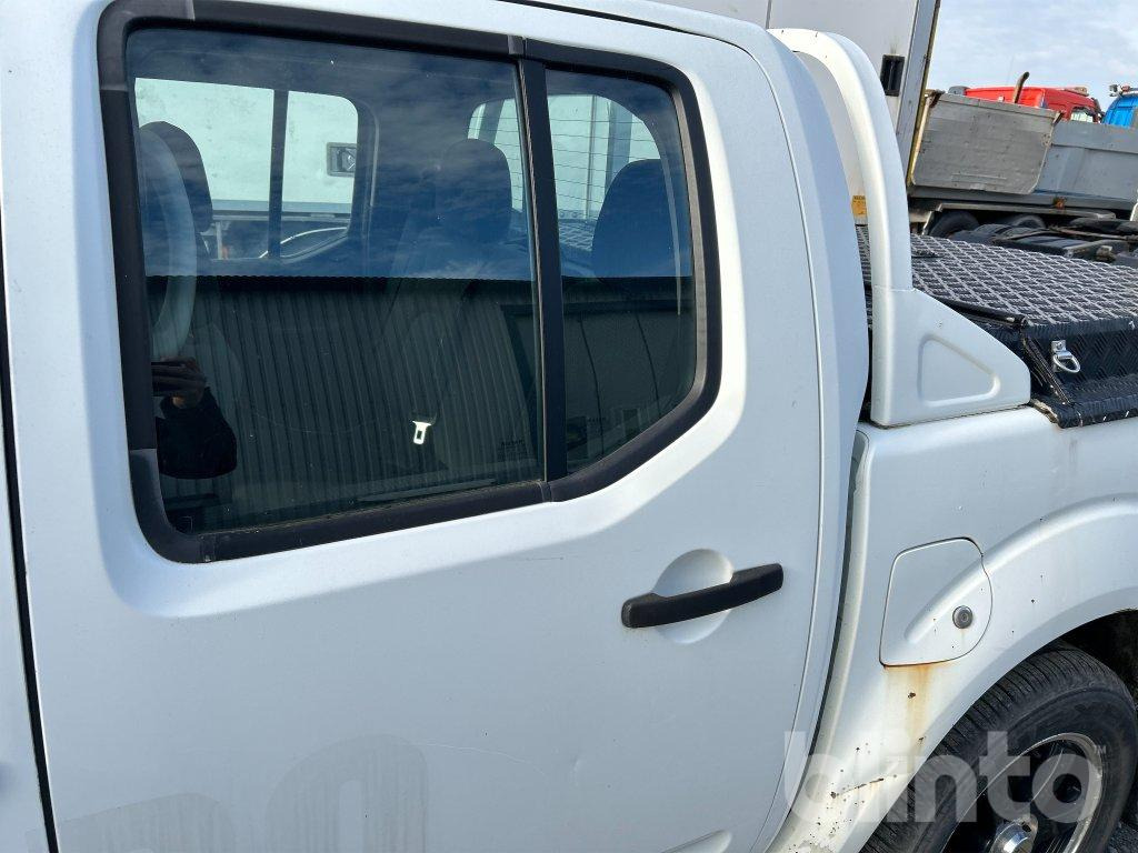 Pick-up NISSAN D40 NAVARA DOUBLE CAB: afbeelding 44