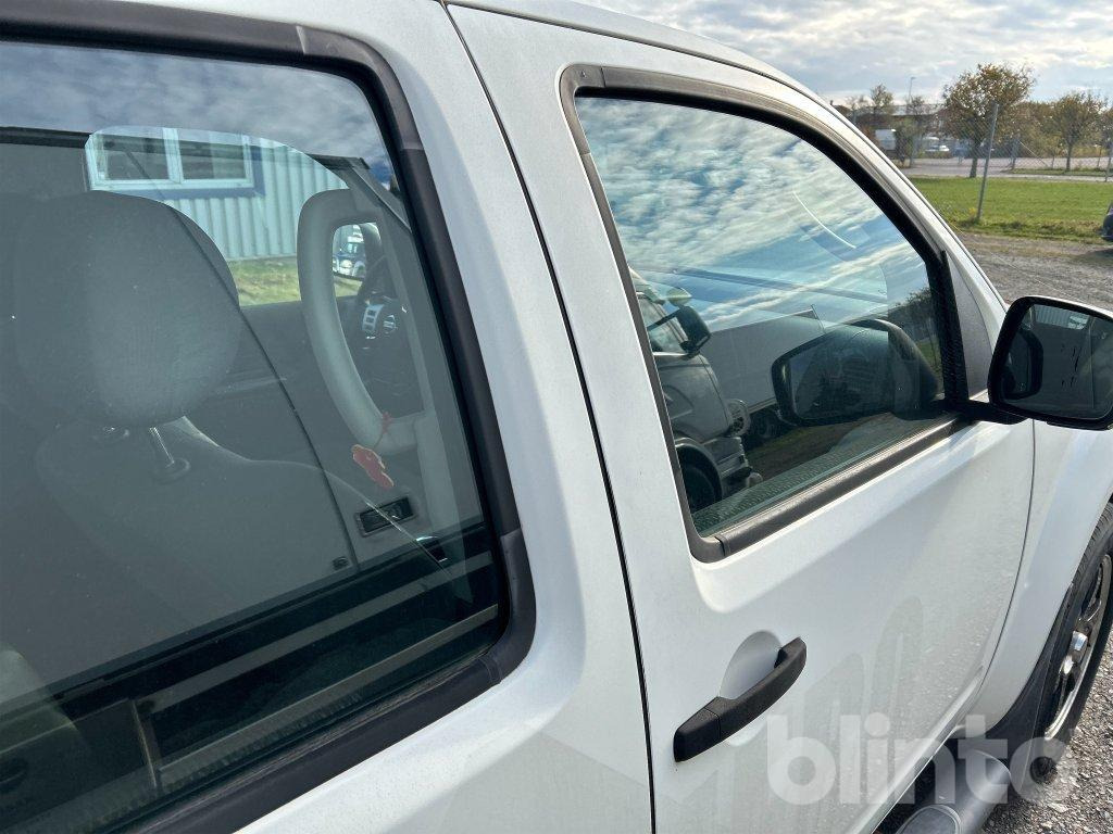 Pick-up NISSAN D40 NAVARA DOUBLE CAB: afbeelding 15