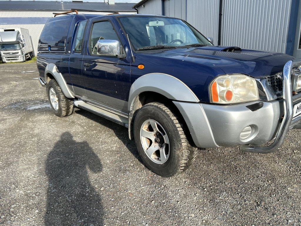NISSAN KING CAB NAVARA - Pick-up: afbeelding 3 NISSAN KING CAB NAVARA - Pick-up: afbeelding 3