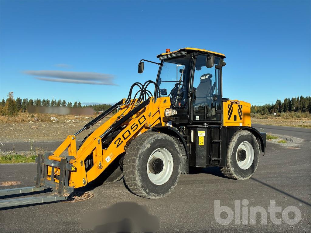 Swekip 2050 inklusive långgafflar och planeringsskopa - Wiellader: afbeelding 1 Swekip 2050 inklusive långgafflar och planeringsskopa - Wiellader: afbeelding 1