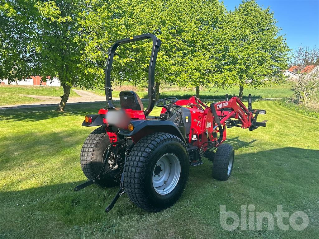 TYM HST T353 - 545 timmar - 2 redskap - Tractor: afbeelding 5 TYM HST T353 - 545 timmar - 2 redskap - Tractor: afbeelding 5