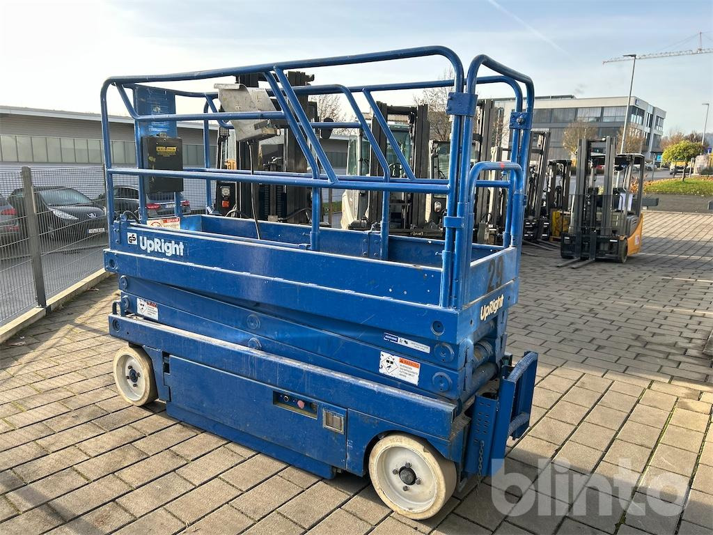 UpRight - Schaarlift: afbeelding 1 UpRight - Schaarlift: afbeelding 1