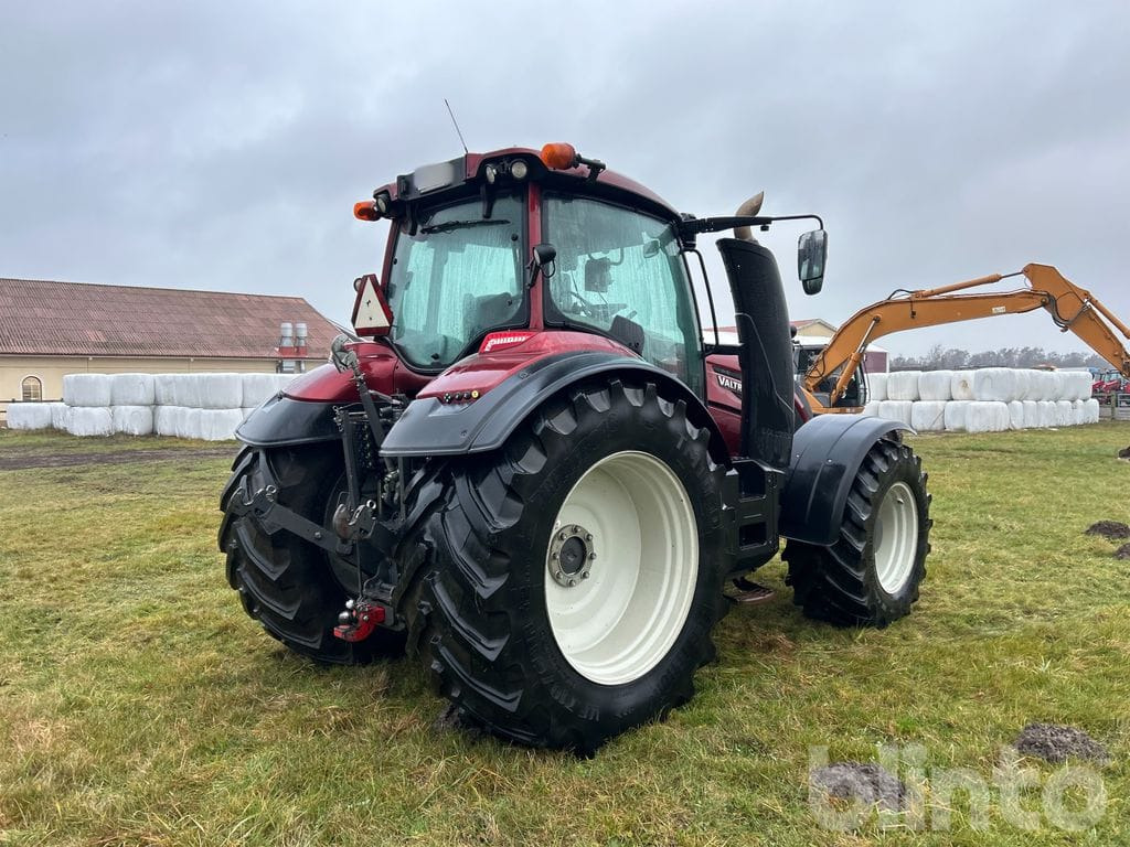 VALTRA T234 Versu - Frontlyft & PTO - Tractor: afbeelding 5 VALTRA T234 Versu - Frontlyft & PTO - Tractor: afbeelding 5