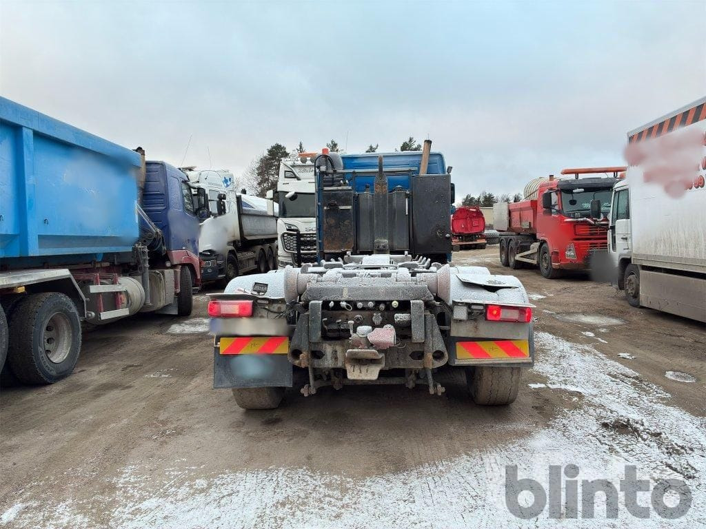 VOLVO FH 420 6*2 - Haakarmsysteem vrachtwagen: afbeelding 5 VOLVO FH 420 6*2 - Haakarmsysteem vrachtwagen: afbeelding 5