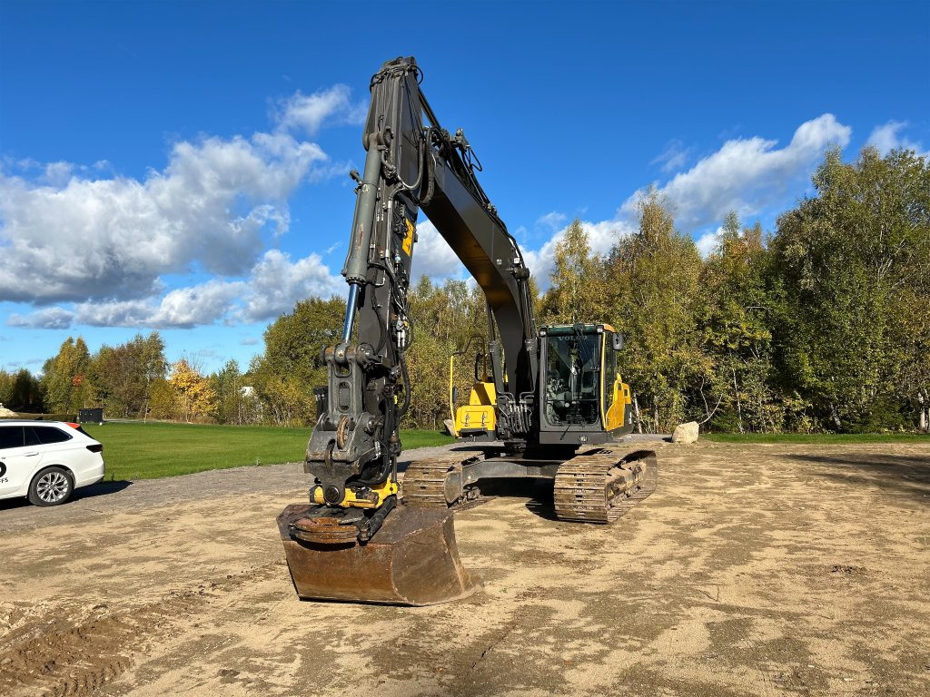Volvo EC 220DL - Rupsgraafmachine: afbeelding 2 Volvo EC 220DL - Rupsgraafmachine: afbeelding 2