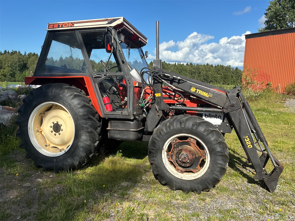 ZETOR 7045 - Tractor: afbeelding 4 ZETOR 7045 - Tractor: afbeelding 4