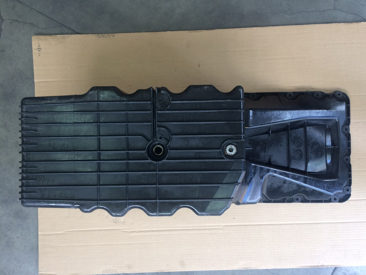 COPPA OLIO MERCEDES 9060101313 - MOTORE OM906 TRUCK - Carterpan: afbeelding 2 COPPA OLIO MERCEDES 9060101313 - MOTORE OM906 TRUCK - Carterpan: afbeelding 2