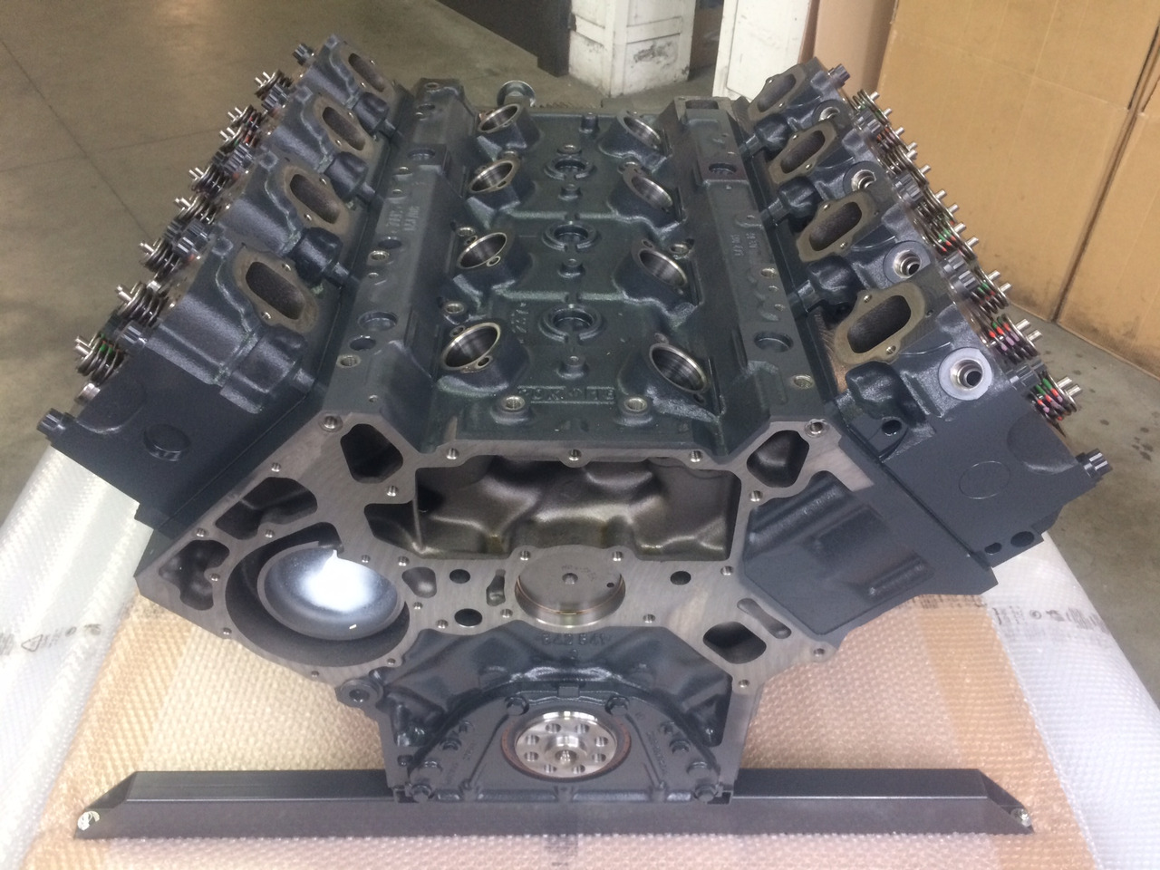 MOTORE MERCEDES OM502LA V8 - Motor: afbeelding 1 MOTORE MERCEDES OM502LA V8 - Motor: afbeelding 1