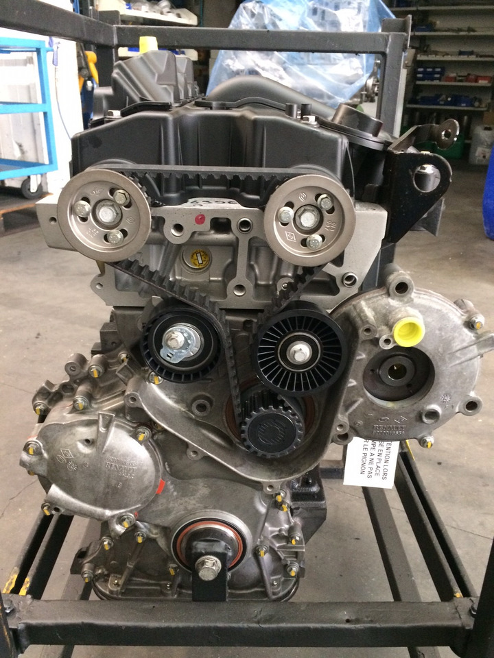 MOTORE SEMICOMPLETO RENAULT G9U-A6 PER VEICOLO RENAULT MASTER - Motor: afbeelding 4 MOTORE SEMICOMPLETO RENAULT G9U-A6 PER VEICOLO RENAULT MASTER - Motor: afbeelding 4