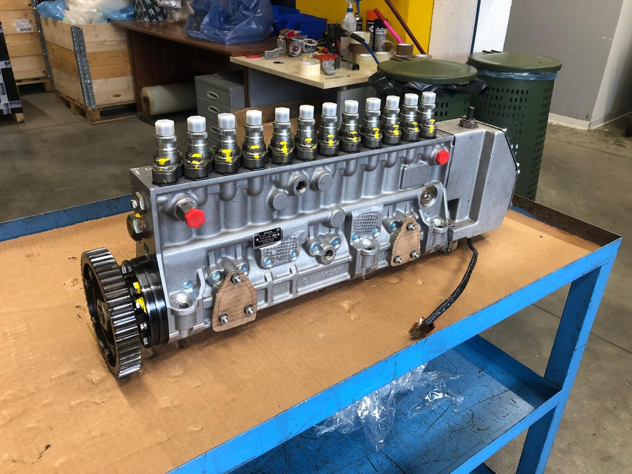 POMPA INIEZIONE MOTORE MAN D2842 - Brandstofpomp: afbeelding 2 POMPA INIEZIONE MOTORE MAN D2842 - Brandstofpomp: afbeelding 2