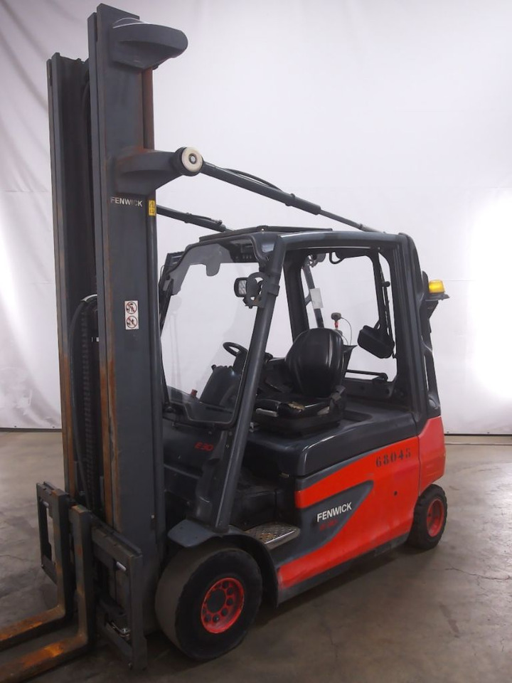 Linde E30L-01 - Elektrische heftruck: afbeelding 1 Linde E30L-01 - Elektrische heftruck: afbeelding 1