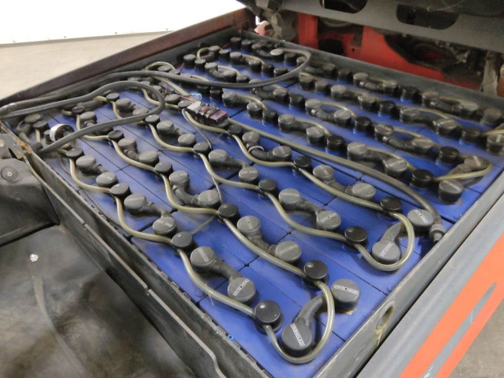 Linde E30L-01 - Elektrische heftruck: afbeelding 4 Linde E30L-01 - Elektrische heftruck: afbeelding 4