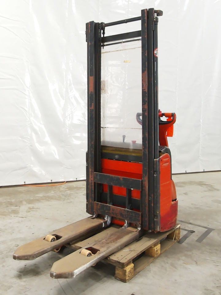 Linde L12 - Stapelaar: afbeelding 1 Linde L12 - Stapelaar: afbeelding 1