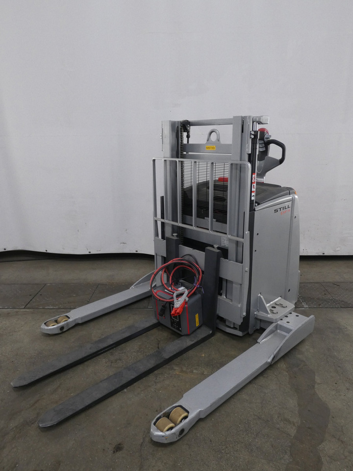 Still EXP14/810MM/BATT.NEU - Stapelaar: afbeelding 1 Still EXP14/810MM/BATT.NEU - Stapelaar: afbeelding 1