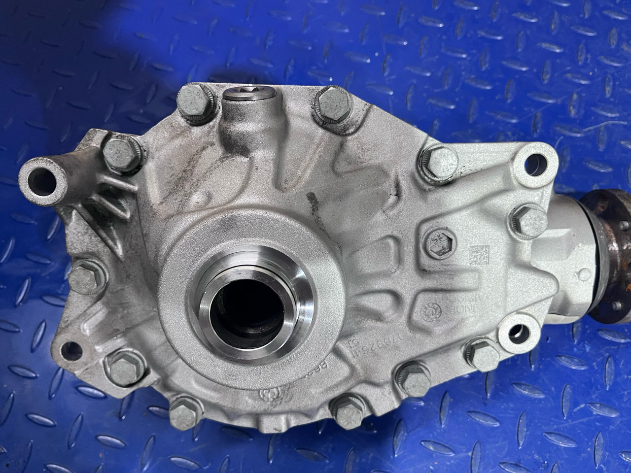 BMW BMW Front Axle Differential 8635870 - Differentieel: afbeelding 2 BMW BMW Front Axle Differential 8635870 - Differentieel: afbeelding 2