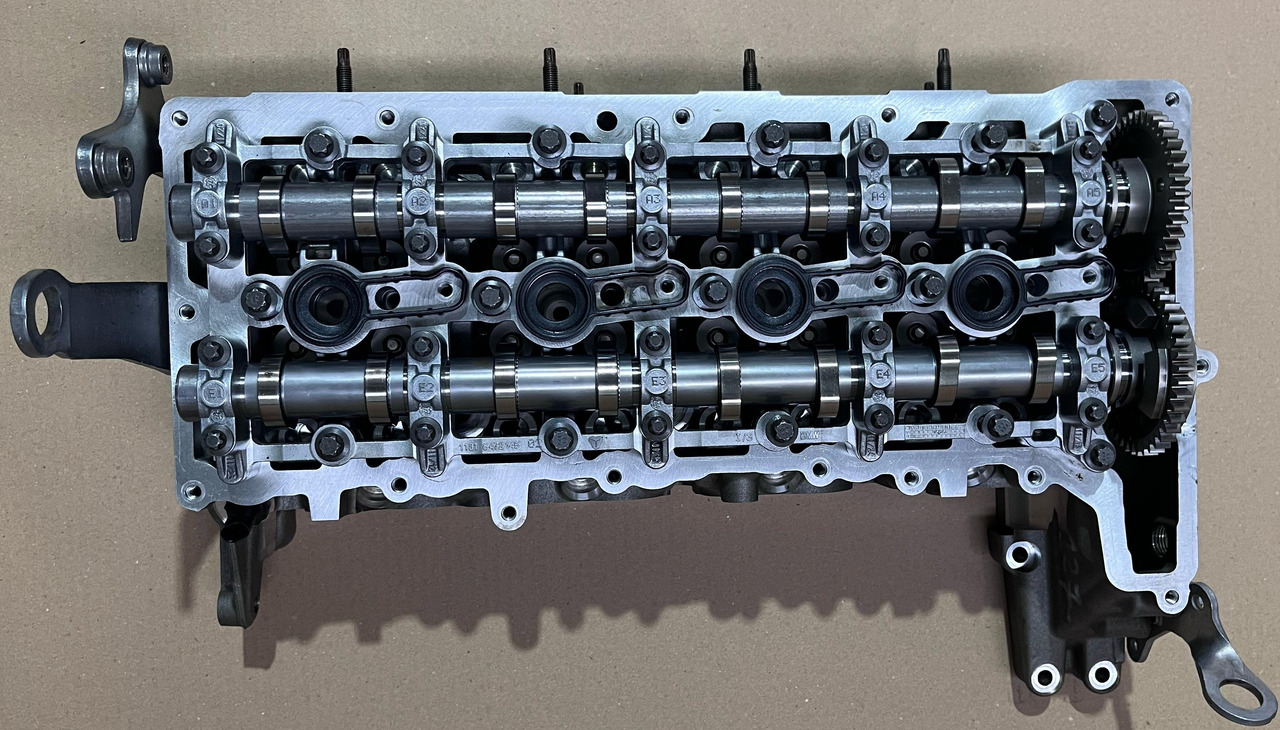 BMW Chiulasa B47D20B Euro 6 - Cilinderkop voor Graafmachine: afbeelding 1 BMW Chiulasa B47D20B Euro 6 - Cilinderkop voor Graafmachine: afbeelding 1