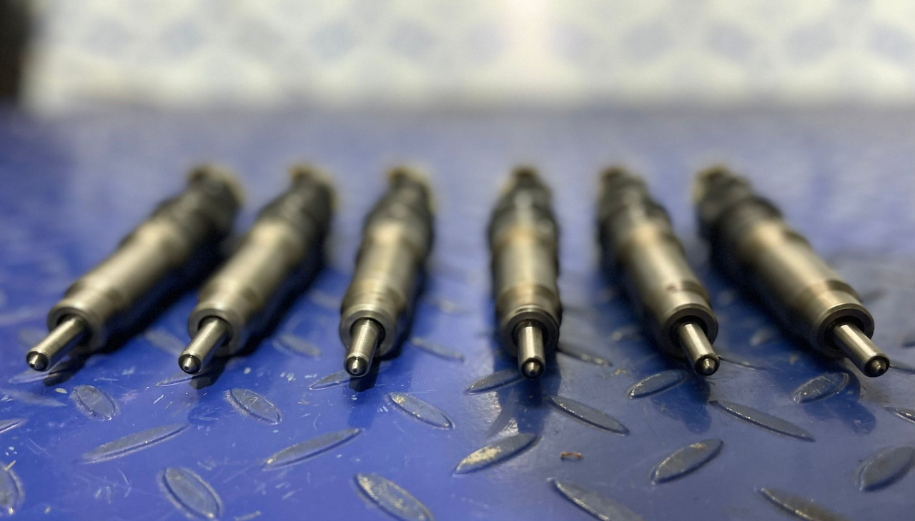 BOSCH A0030179112 - Injector: afbeelding 2 BOSCH A0030179112 - Injector: afbeelding 2