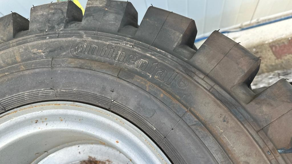 CONTINENTAL CSE ROBUST 355/65 15 - Banden en velgen voor Vrachtwagen: afbeelding 3 CONTINENTAL CSE ROBUST 355/65 15 - Banden en velgen voor Vrachtwagen: afbeelding 3