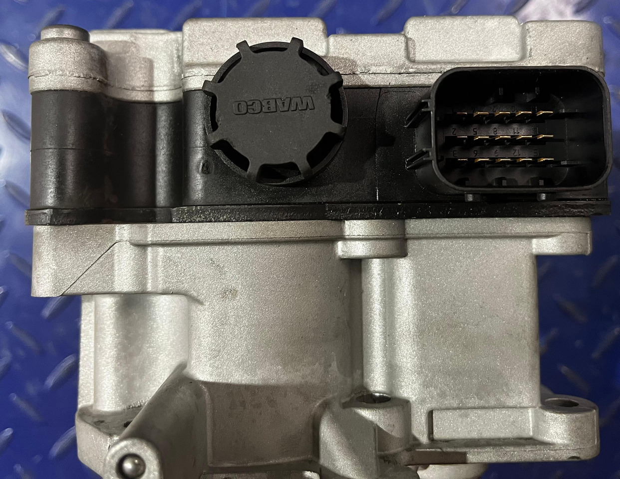 MERCEDES-BENZ Gearbox ECU GS Selector MP2 MP3 0034462609 - Versnellingsbak en onderdelen: afbeelding 5 MERCEDES-BENZ Gearbox ECU GS Selector MP2 MP3 0034462609 - Versnellingsbak en onderdelen: afbeelding 5