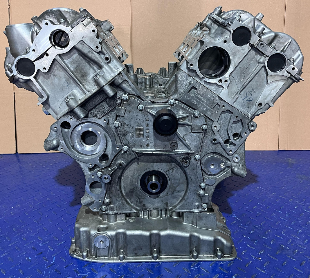 MERCEDES-BENZ Motor Reconditionat OM642.899 - Motor voor Vrachtwagen: afbeelding 1 MERCEDES-BENZ Motor Reconditionat OM642.899 - Motor voor Vrachtwagen: afbeelding 1