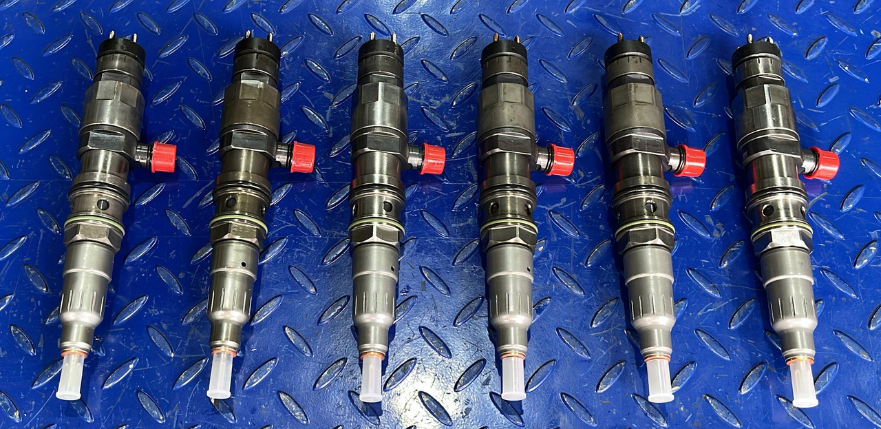 MTU DEMAG AC300-6 - Injector: afbeelding 1 MTU DEMAG AC300-6 - Injector: afbeelding 1