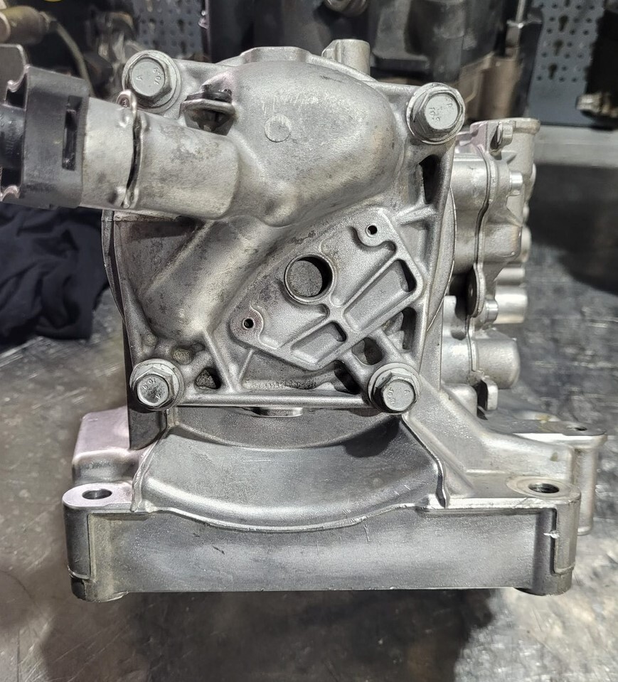 Mercedes Actros Fuel Filter Housing A4710909352 - Brandstoffilter voor Vrachtwagen: afbeelding 2 Mercedes Actros Fuel Filter Housing A4710909352 - Brandstoffilter voor Vrachtwagen: afbeelding 2