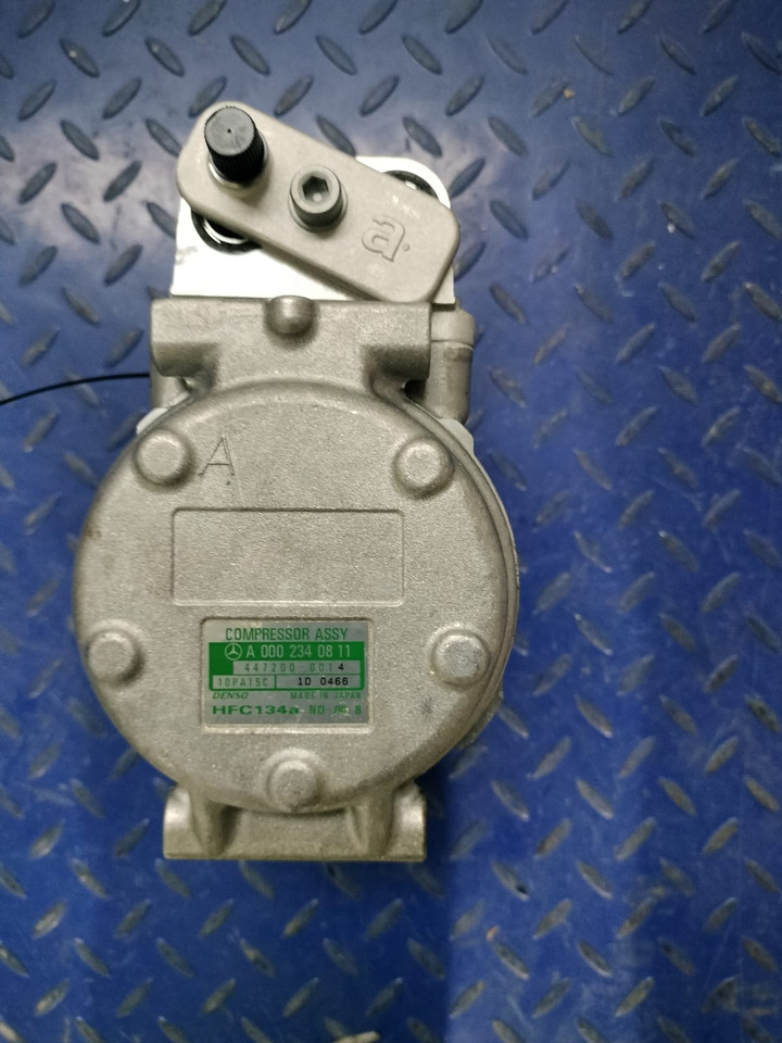 Mercedes Benz Atego A0002340811 - Airco compressor voor Vrachtwagen: afbeelding 3 Mercedes Benz Atego A0002340811 - Airco compressor voor Vrachtwagen: afbeelding 3