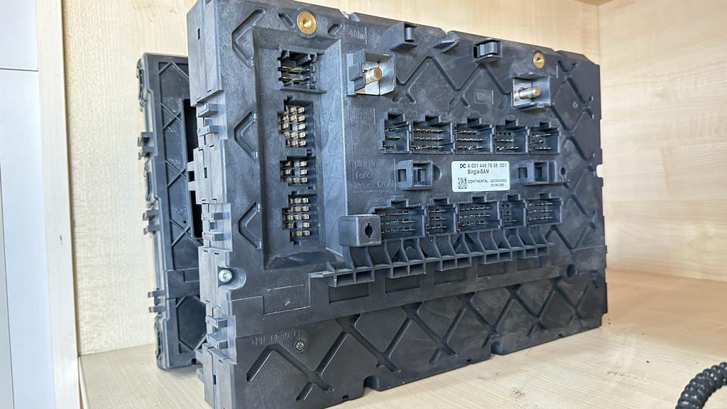 Mercedes Single Sam A0014467658 ASAM - Elektrisch systeem voor Vrachtwagen: afbeelding 1 Mercedes Single Sam A0014467658 ASAM - Elektrisch systeem voor Vrachtwagen: afbeelding 1