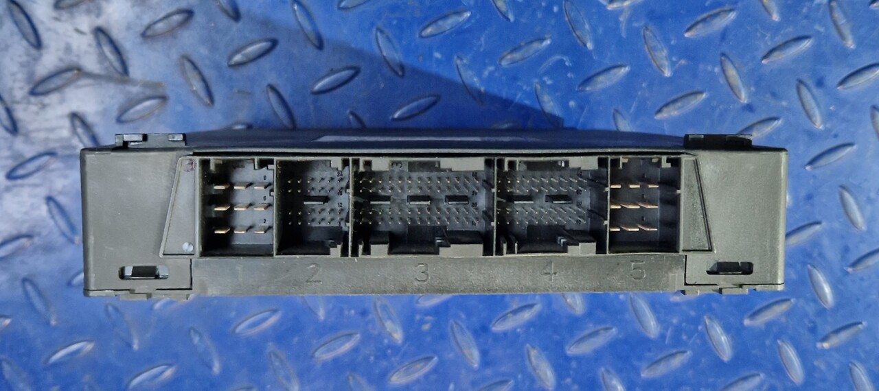 MERCEDES-BENZ Control Device Actros Mp4 CPC3 A0044464702 - Onderdelen voor Andere machine: afbeelding 2 MERCEDES-BENZ Control Device Actros Mp4 CPC3 A0044464702 - Onderdelen voor Andere machine: afbeelding 2