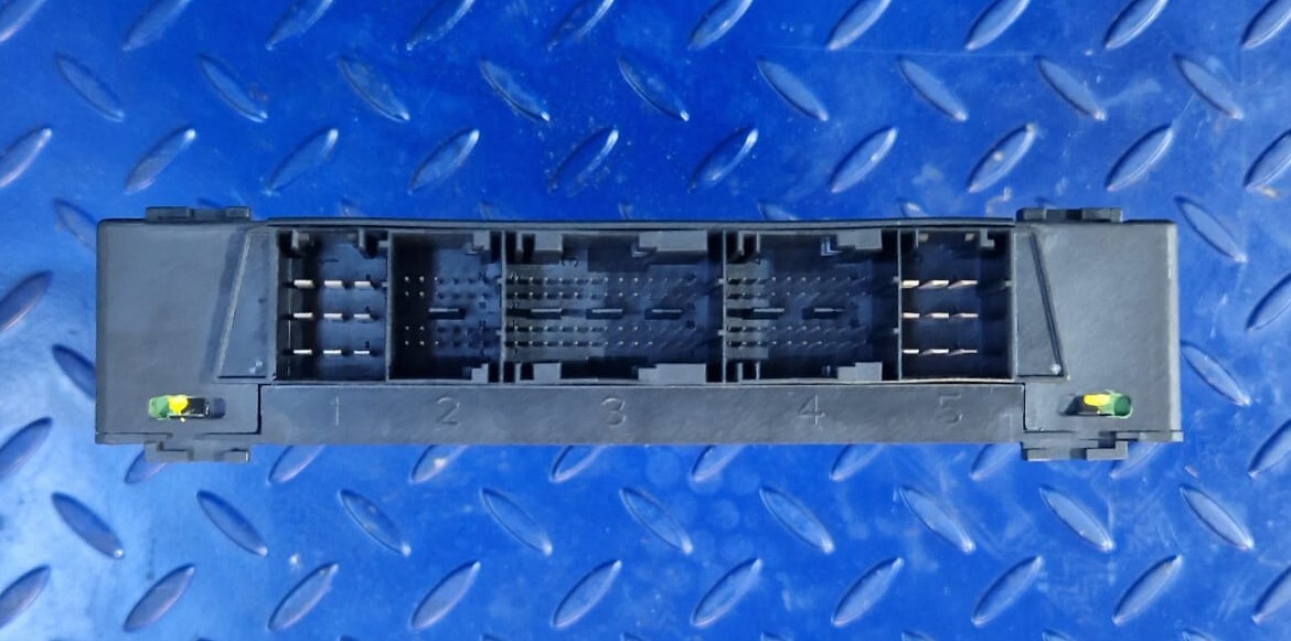 Mercedes CPC3 Actros MP4 A0044465602 - Onderdelen voor Vrachtwagen: afbeelding 2 Mercedes CPC3 Actros MP4 A0044465602 - Onderdelen voor Vrachtwagen: afbeelding 2