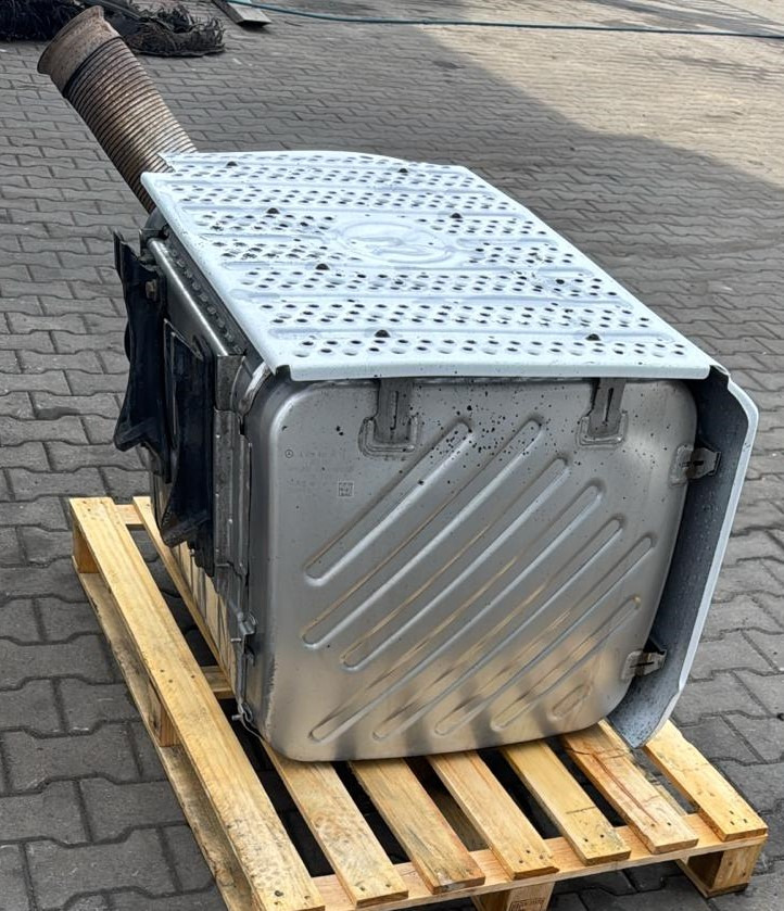 Mercedes Exhaust Euro 5 EEW OM471 12.8L A0054904512 - Onderdelen: afbeelding 4 Mercedes Exhaust Euro 5 EEW OM471 12.8L A0054904512 - Onderdelen: afbeelding 4