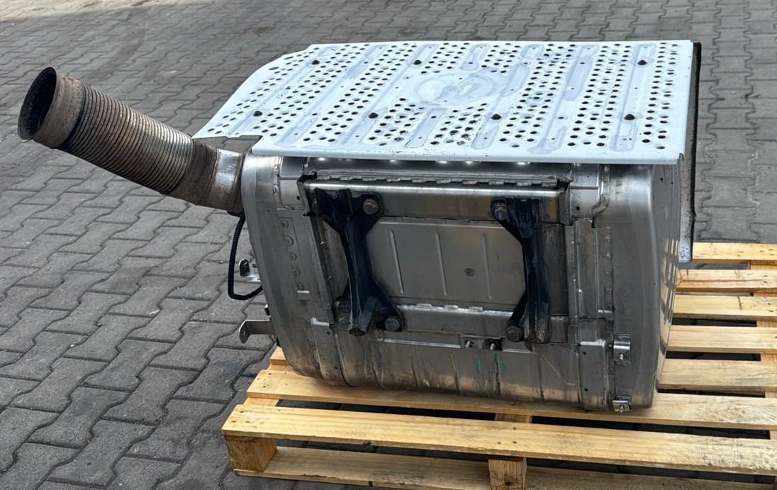 Mercedes Exhaust Euro 5 EEW OM471 12.8L A0054904512 - Onderdelen: afbeelding 3 Mercedes Exhaust Euro 5 EEW OM471 12.8L A0054904512 - Onderdelen: afbeelding 3