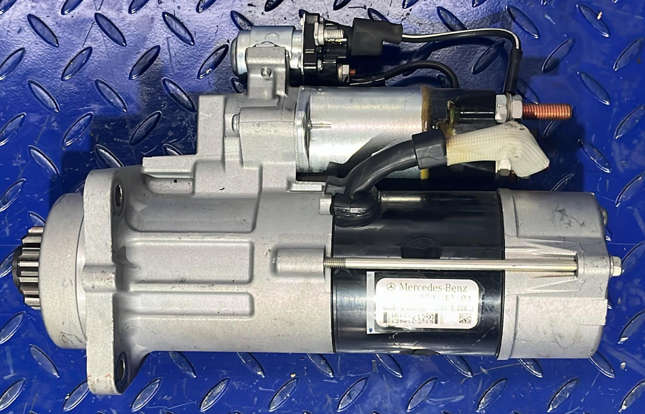 Starter Mercedes Actros MP4 Euro 6 A0071514301 - Starter voor Vrachtwagen: afbeelding 4 Starter Mercedes Actros MP4 Euro 6 A0071514301 - Starter voor Vrachtwagen: afbeelding 4