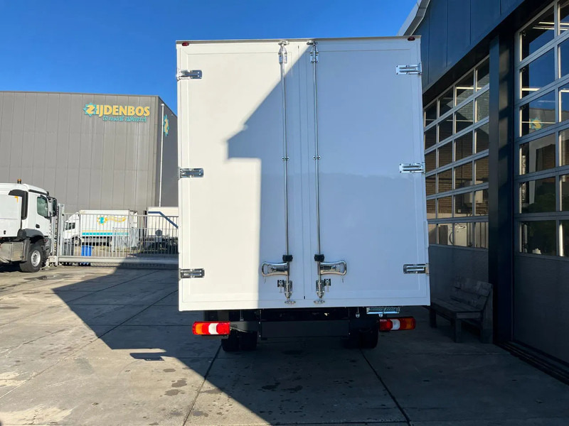 Mercedes-Benz Accelo 915 4x2 Closed Cargo Truck - Bakwagen: afbeelding 5 Mercedes-Benz Accelo 915 4x2 Closed Cargo Truck - Bakwagen: afbeelding 5