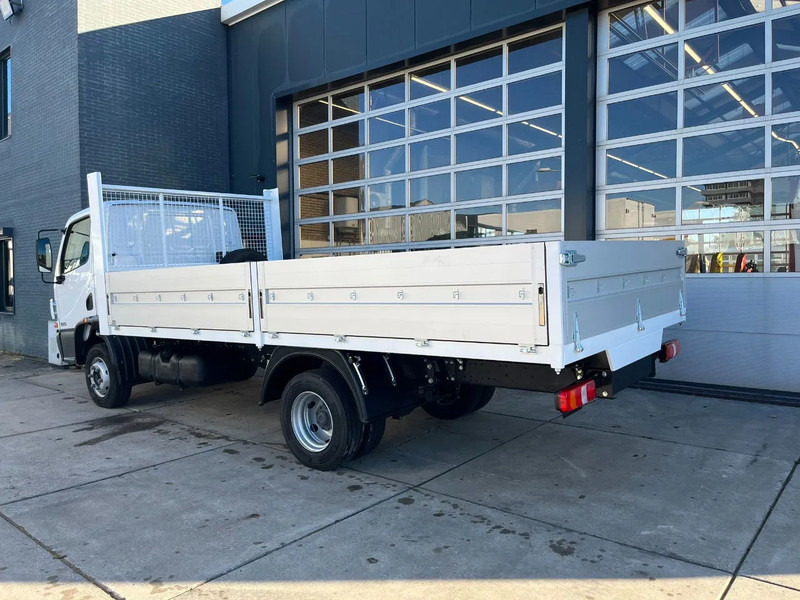 Mercedes-Benz Accelo 915 4x2 Flatbed with dropsides - Vrachtwagen met open laadbak: afbeelding 3 Mercedes-Benz Accelo 915 4x2 Flatbed with dropsides - Vrachtwagen met open laadbak: afbeelding 3