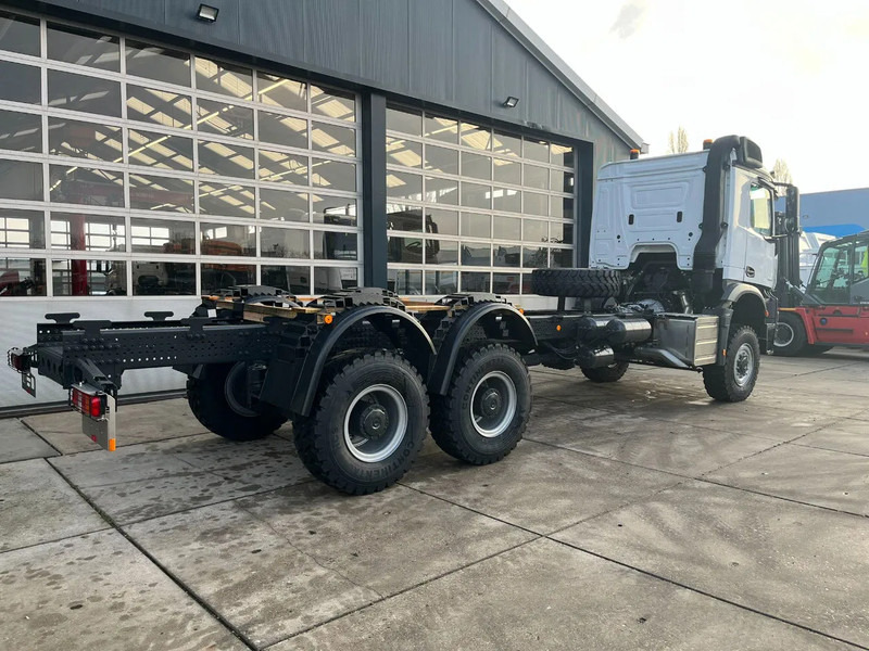 Mercedes-Benz Arocs 3340 A 6x6 Chassis cabin - Chassis vrachtwagen: afbeelding 5 Mercedes-Benz Arocs 3340 A 6x6 Chassis cabin - Chassis vrachtwagen: afbeelding 5