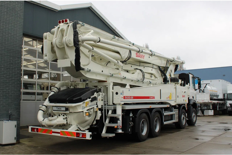 Mercedes-Benz Arocs 4140 8x4 Sany SY43 Concrete pump Build by Putzmeister - Betonpomp: afbeelding 3 Mercedes-Benz Arocs 4140 8x4 Sany SY43 Concrete pump Build by Putzmeister - Betonpomp: afbeelding 3