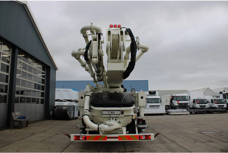 Mercedes-Benz Arocs 4140 8x4 Sany SY49 Concrete Pump Build by Putzmeister - Betonpomp: afbeelding 5 Mercedes-Benz Arocs 4140 8x4 Sany SY49 Concrete Pump Build by Putzmeister - Betonpomp: afbeelding 5