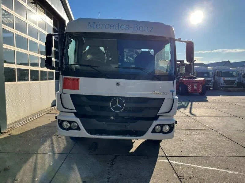 Mercedes-Benz Atego 1418 4x2 Fuel Tank Truck - Tankwagen: afbeelding 3 Mercedes-Benz Atego 1418 4x2 Fuel Tank Truck - Tankwagen: afbeelding 3