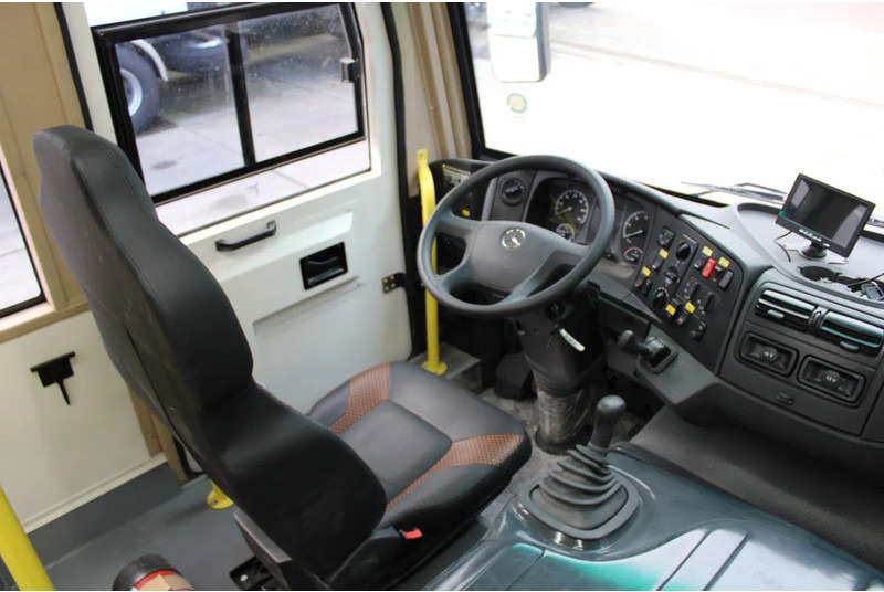 Nieuw Touringcar Mercedes-Benz Atego 1725 4x4 Passenger Bus: afbeelding 10