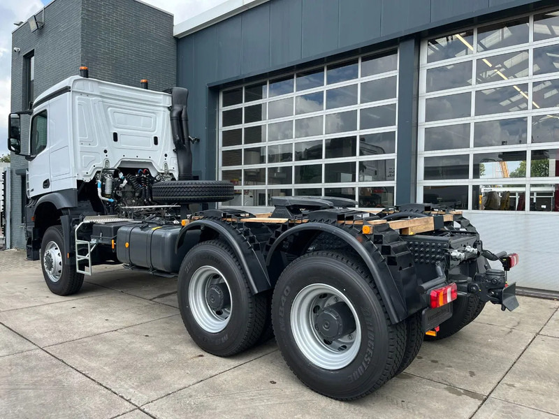Mercedes-Benz Arocs 4058 AS 6x6 Tractor Head 180T Push Pull (Pre order) - Trekker: afbeelding 3 Mercedes-Benz Arocs 4058 AS 6x6 Tractor Head 180T Push Pull (Pre order) - Trekker: afbeelding 3