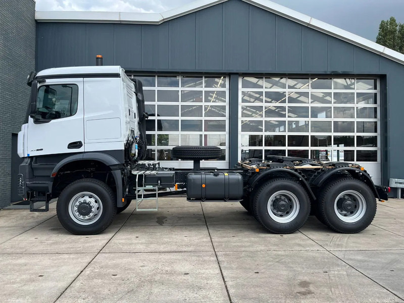 Mercedes-Benz Arocs 4058 AS 6x6 Tractor Head 180T Push Pull euro3 (Pre order) - Trekker: afbeelding 2 Mercedes-Benz Arocs 4058 AS 6x6 Tractor Head 180T Push Pull euro3 (Pre order) - Trekker: afbeelding 2
