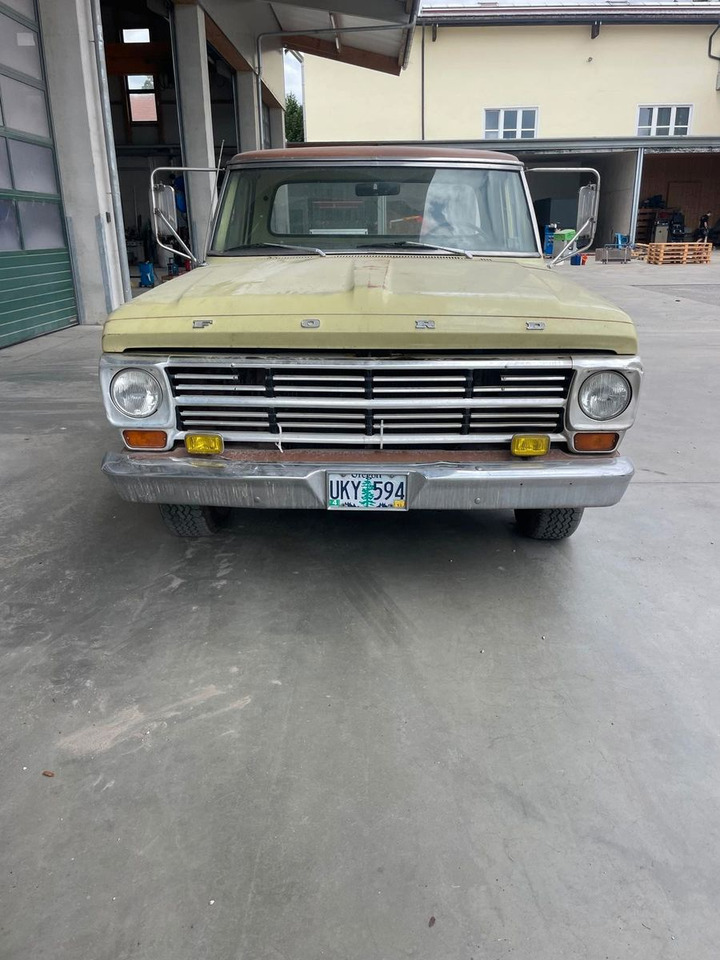 Ford F 100 - Personenwagen: afbeelding 2 Ford F 100 - Personenwagen: afbeelding 2