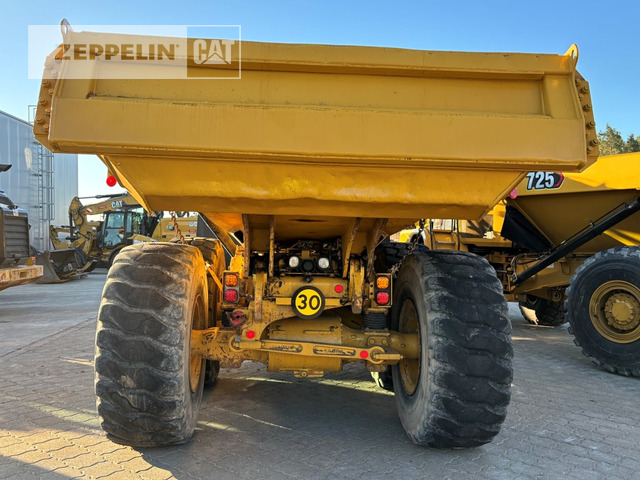 Cat 725-04A - Kiepwagen met knikbesturing: afbeelding 5 Cat 725-04A - Kiepwagen met knikbesturing: afbeelding 5