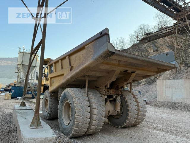 Cat 775E - Zelfrijdende kiepwagen: afbeelding 4 Cat 775E - Zelfrijdende kiepwagen: afbeelding 4